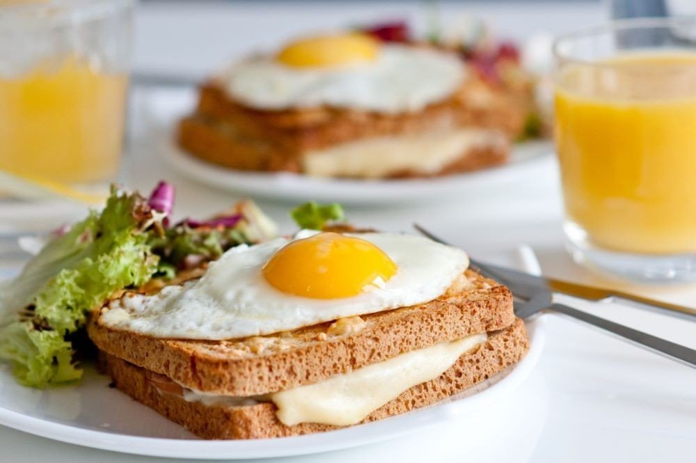 bánh mì sandwich trứng